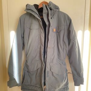 Fjallraven Nuuk Parka W S Dusk (Misty Blue)